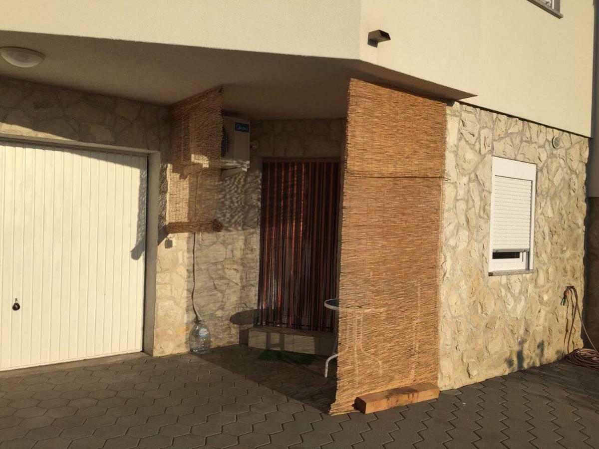 Apartments Riva Povljana Dış mekan fotoğraf